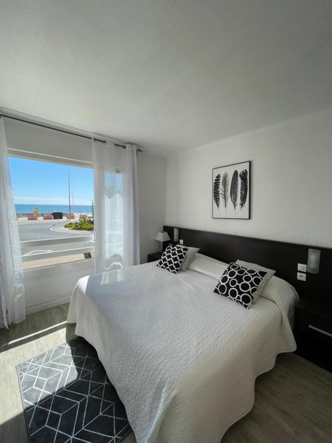 Le Grand Large Bord De Mer Hotel & Appartements Палава-ле-Фло Екстериор снимка